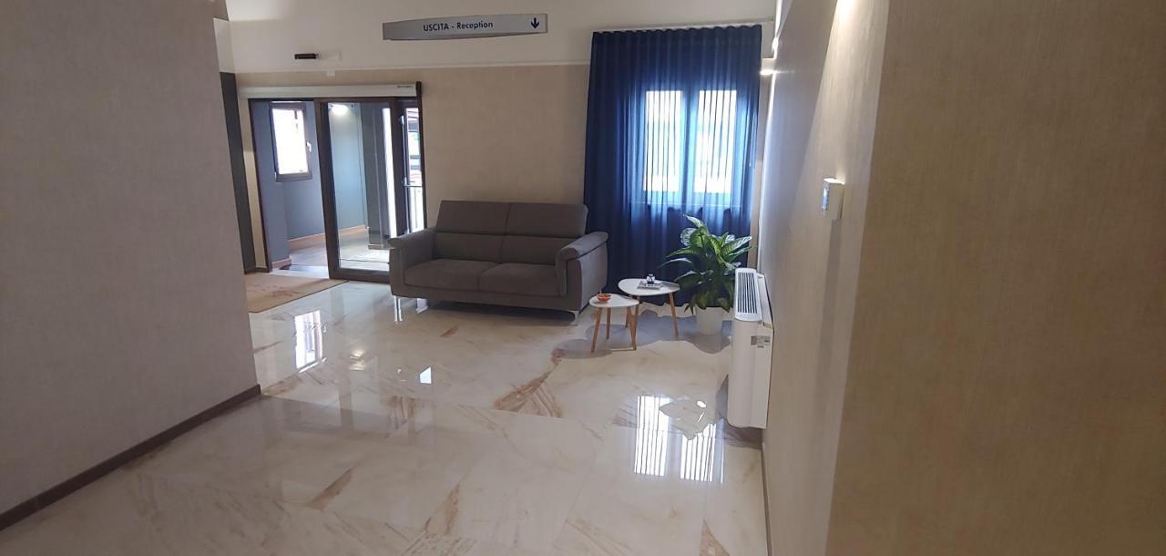 La Piana Hotel Tito Bagian luar foto